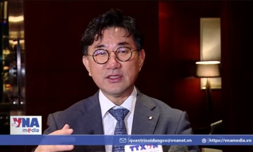 조영진 대표 베트남.jpeg
